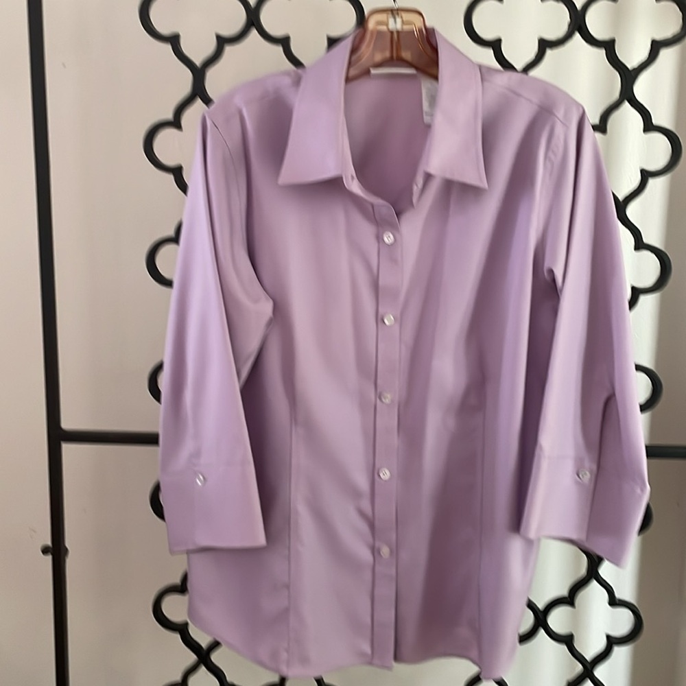 Liz Claiborne No Iron Fitted Button Down Collared Shirt